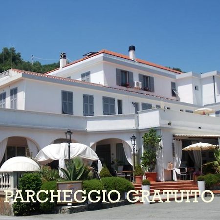 Hotel Torre Celle Ligure Exterior photo